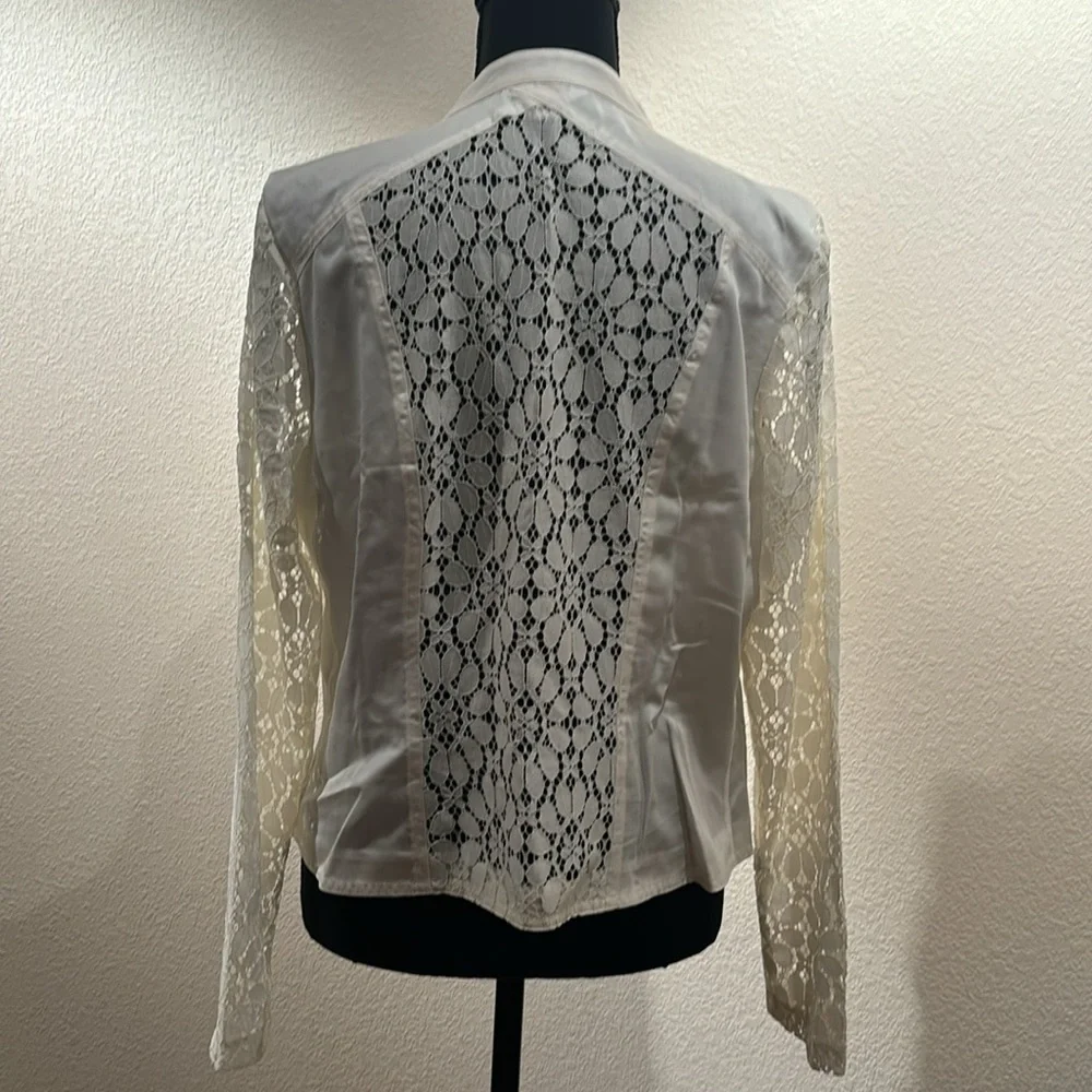 Candies Cream/Off White Lace Jacket - Picture 7 of 8